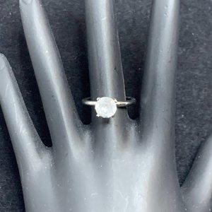 Vintage Uncas Silver Tone Solitaire Ring Sz 6 (R190-1,-2)